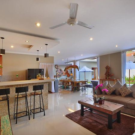 Kae Villa Anggrek Seminyak Esterno foto