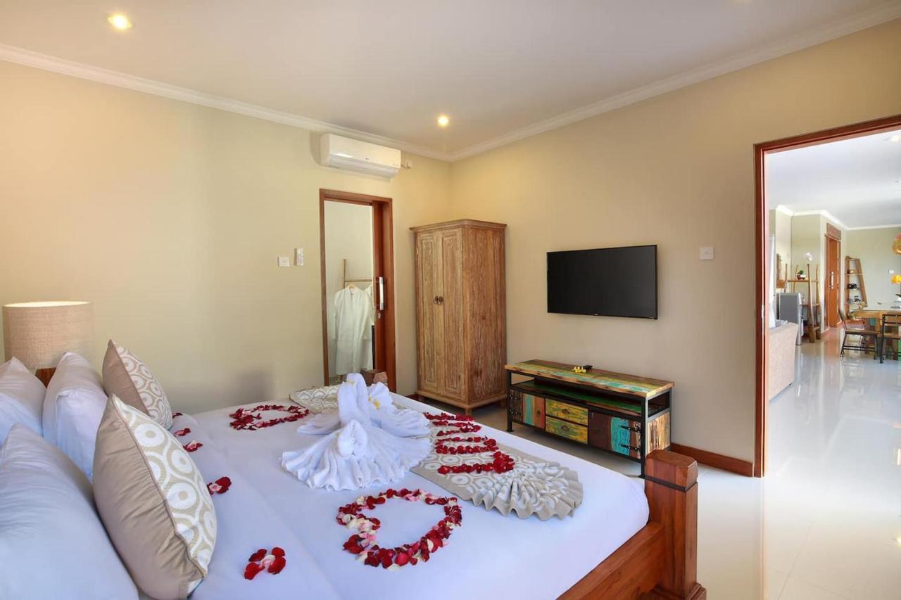 Kae Villa Anggrek Seminyak Esterno foto