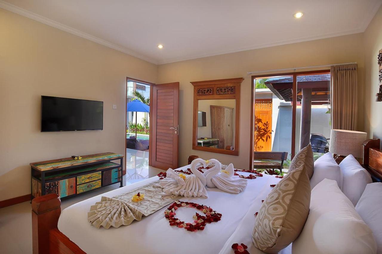 Kae Villa Anggrek Seminyak Esterno foto