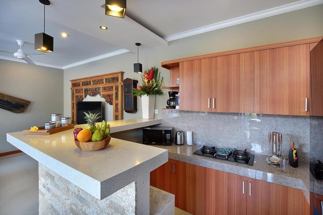 Kae Villa Anggrek Seminyak Esterno foto